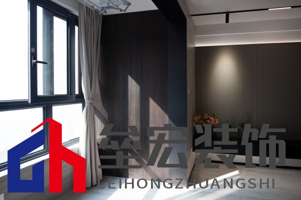 142㎡現(xiàn)代簡約丨 黑白格調(diào)下的溫柔空間！