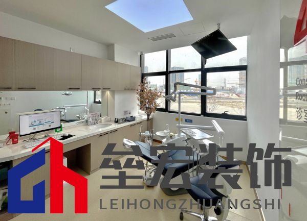 廚房的擺設(shè)布局 描述已自動生成