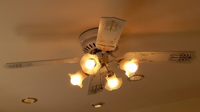 廈門室內(nèi)裝潢設(shè)計_杭州室內(nèi)裝飾工程_耳光室設(shè)計