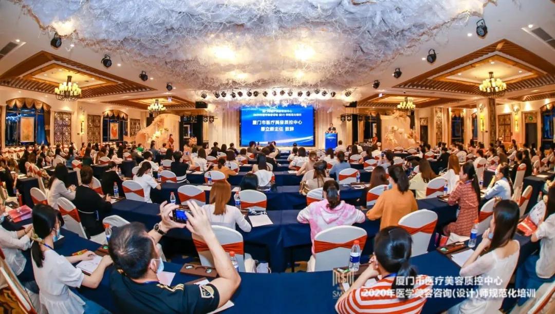 廈門汽車美容_廈門汽車美容培訓(xùn)中心_廈門汽車美容店公司排名