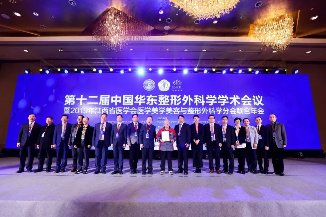 廈門汽車美容店公司排名_廈門汽車美容培訓(xùn)中心_廈門汽車美容