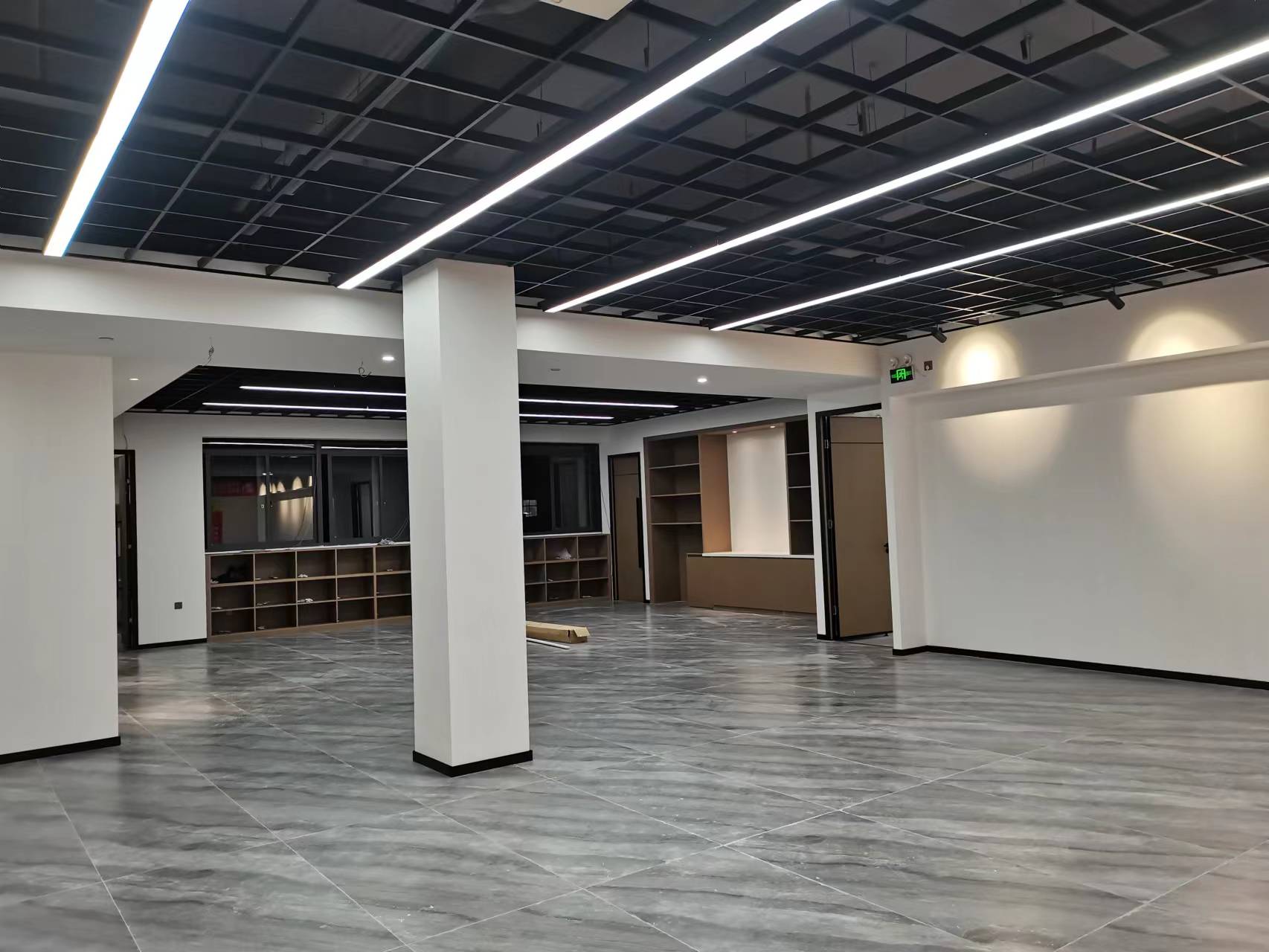 辦公室裝修廈門_廈門辦公裝修室設(shè)計(jì)公司_廈門辦公裝修室出租