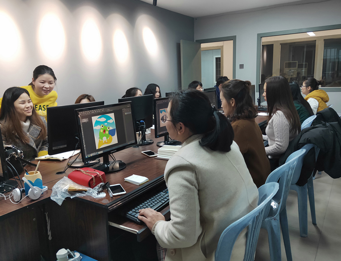 廈門家具設(shè)計(jì)公司_廈門家居設(shè)計(jì)_廈門家具設(shè)計(jì)師招聘