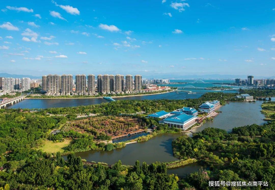 廈門豪宅設(shè)計(jì)_廈門豪宅裝修_豪宅廈門裝修效果圖