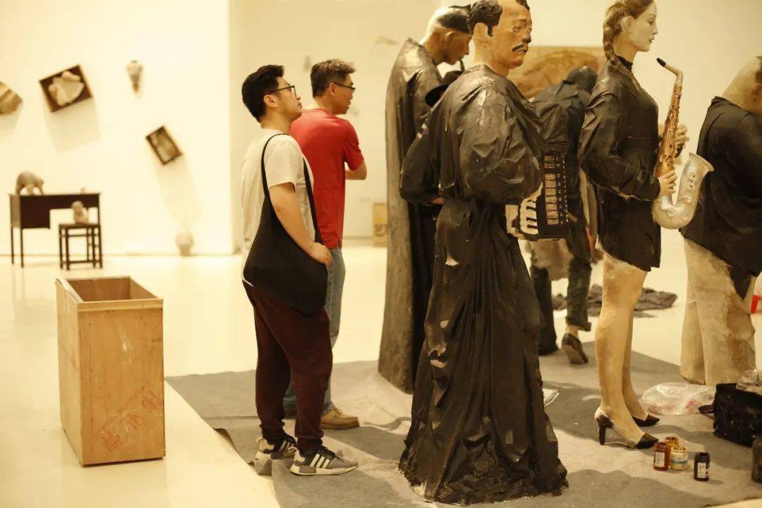 廈門(mén)裝飾協(xié)會(huì)會(huì)長(zhǎng)_廈門(mén)裝飾協(xié)會(huì)在哪_廈門(mén)市建筑裝飾協(xié)會(huì)