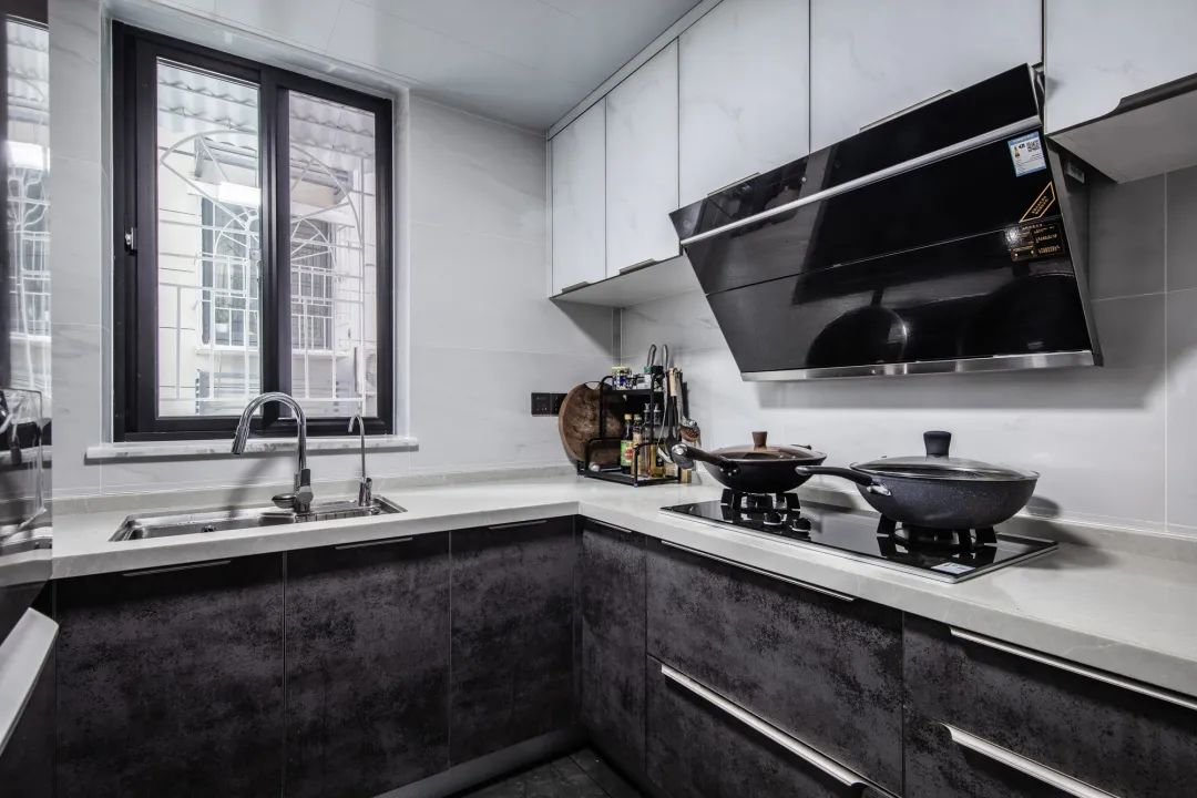 廈門簡(jiǎn)單裝修_廈門小戶型裝修_廈門小戶型裝飾