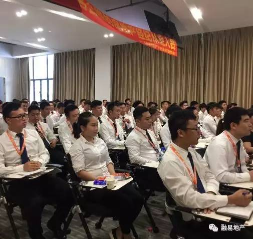 廈門(mén)市裝修_廈門(mén)普通住宅裝修_廈門(mén)房產(chǎn)裝修