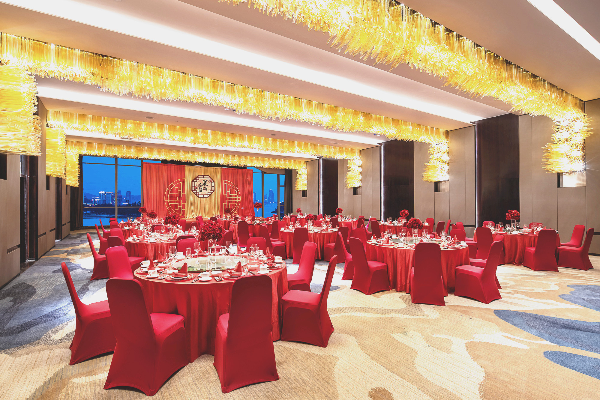 廈門婚禮布置哪家好_廈門婚禮布置培訓(xùn)_廈門婚禮布置