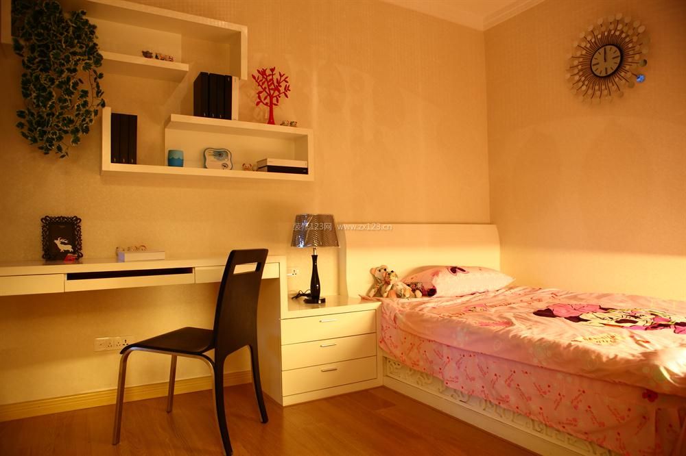 廈門裝修效果圖_廈門200平寫字樓裝修多少錢_廈門寫字樓裝修