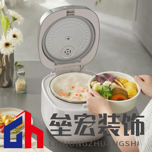 在家復(fù)刻柴火飯！小熊電器鐵釜電飯煲：暢享美食帶來的愉悅感