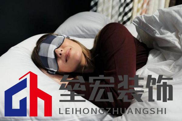 致敬不被定義的她，海絲騰以好眠綻放女性力量