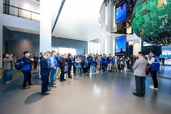 走進標桿工廠，探尋皇派門窗行業(yè)領(lǐng)跑方程式